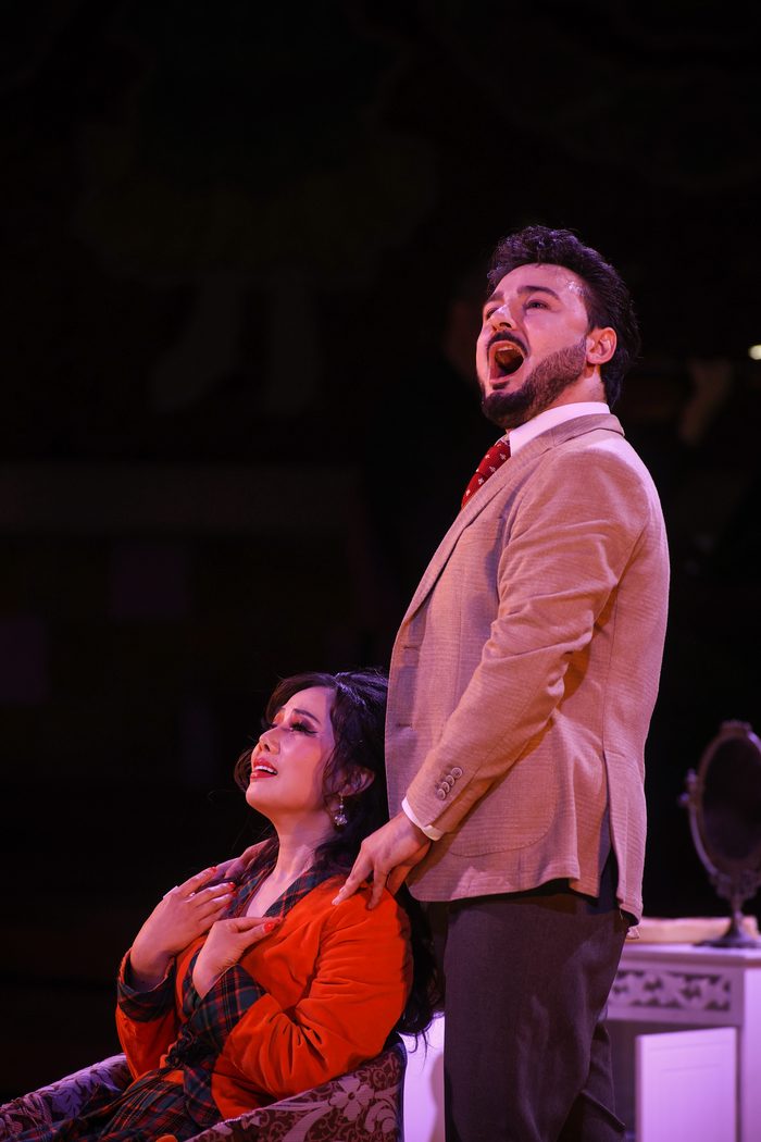 Oscar Encinas en La Bohème